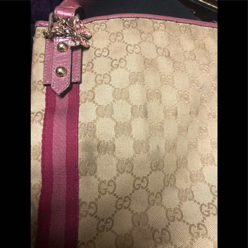 Gucci cross body bag 👄